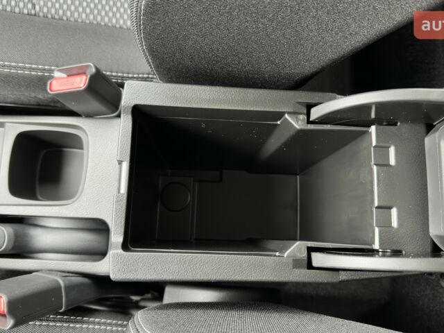 Сузукі Вітара, об'ємом двигуна 1.37 л та пробігом 0 тис. км за 25332 $, фото 48 на Automoto.ua