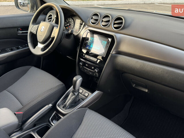 Сузуки Витара, объемом двигателя 1.37 л и пробегом 0 тыс. км за 25761 $, фото 26 на Automoto.ua