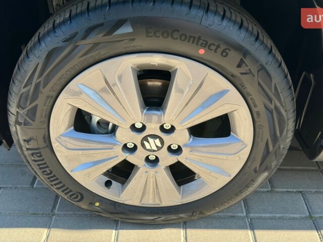 Сузуки Витара, объемом двигателя 1.37 л и пробегом 0 тыс. км за 22708 $, фото 13 на Automoto.ua