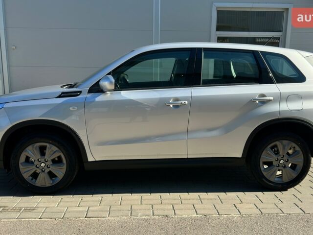 Сузуки Витара, объемом двигателя 1.37 л и пробегом 0 тыс. км за 22708 $, фото 3 на Automoto.ua