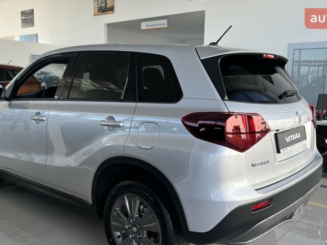 Сузуки Витара, объемом двигателя 1.37 л и пробегом 0 тыс. км за 21264 $, фото 2 на Automoto.ua