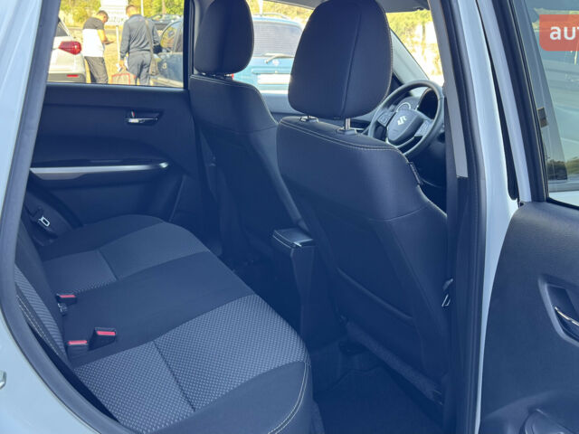 Сузуки Витара, объемом двигателя 1.37 л и пробегом 0 тыс. км за 25350 $, фото 21 на Automoto.ua