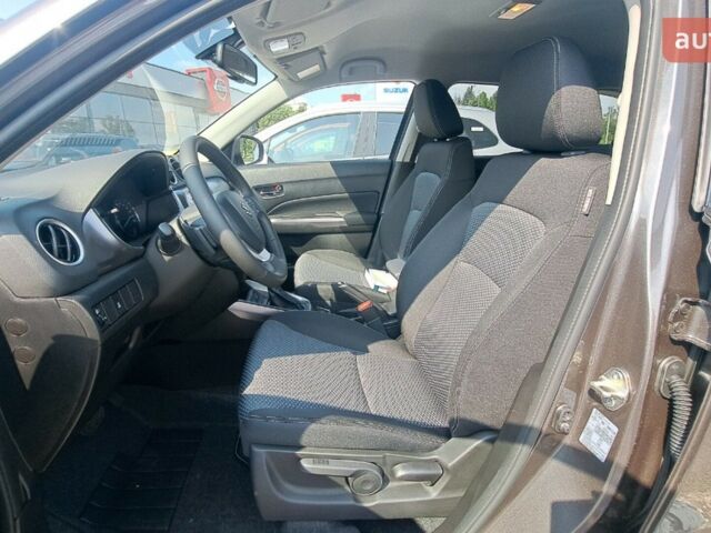 Сузуки Витара, объемом двигателя 1.37 л и пробегом 0 тыс. км за 25724 $, фото 3 на Automoto.ua