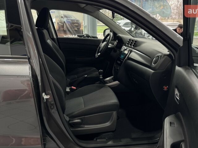 Сузуки Витара, объемом двигателя 1.37 л и пробегом 0 тыс. км за 21299 $, фото 35 на Automoto.ua