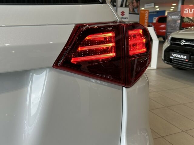 Сузуки Витара, объемом двигателя 1.37 л и пробегом 0 тыс. км за 22432 $, фото 6 на Automoto.ua