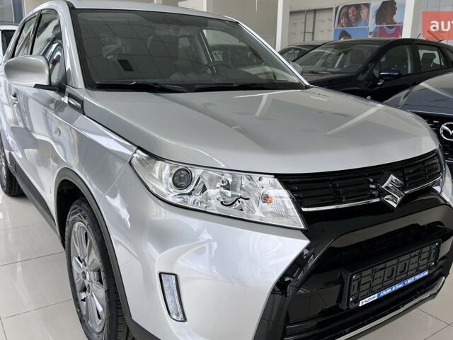 Сузуки Витара, объемом двигателя 1.37 л и пробегом 0 тыс. км за 25168 $, фото 2 на Automoto.ua