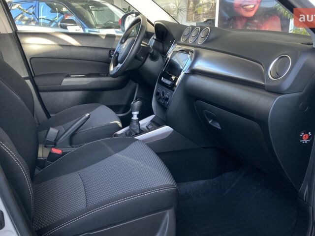 купити нове авто Сузукі Вітара 2025 року від офіційного дилера Автоцентр AUTO.RIA Сузукі фото