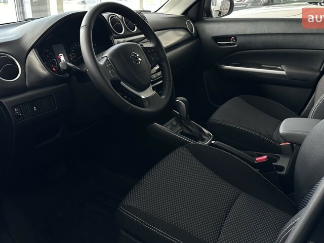 Сузуки Витара, объемом двигателя 1.37 л и пробегом 0 тыс. км за 25454 $, фото 31 на Automoto.ua