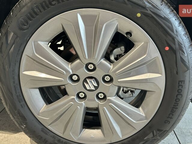 Сузуки Витара, объемом двигателя 1.37 л и пробегом 0 тыс. км за 23143 $, фото 7 на Automoto.ua