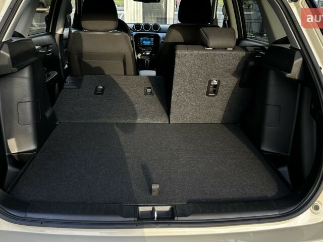 Сузуки Витара, объемом двигателя 1.37 л и пробегом 0 тыс. км за 25454 $, фото 33 на Automoto.ua