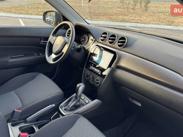 Сузуки Витара, объемом двигателя 1.37 л и пробегом 0 тыс. км за 24164 $, фото 41 на Automoto.ua