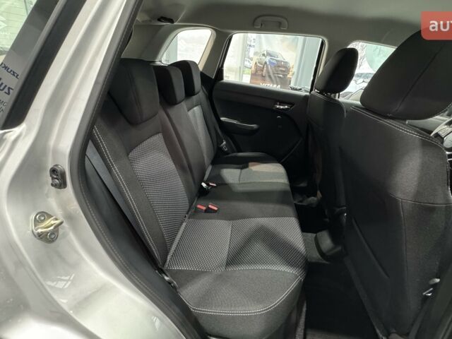 Сузуки Витара, объемом двигателя 1.37 л и пробегом 0 тыс. км за 23644 $, фото 41 на Automoto.ua