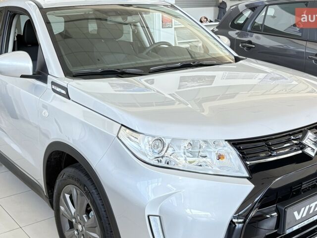 Сузуки Витара, объемом двигателя 1.37 л и пробегом 0 тыс. км за 24818 $, фото 1 на Automoto.ua