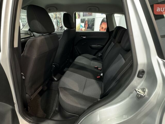 Сузуки Витара, объемом двигателя 1.37 л и пробегом 0 тыс. км за 23644 $, фото 39 на Automoto.ua