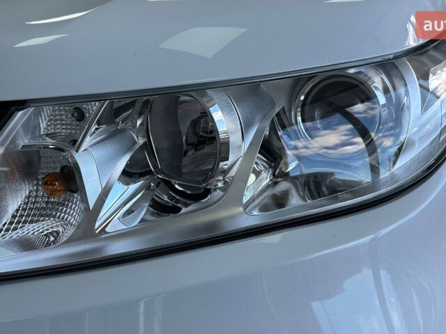 Сузуки Витара, объемом двигателя 1.37 л и пробегом 0 тыс. км за 23478 $, фото 5 на Automoto.ua