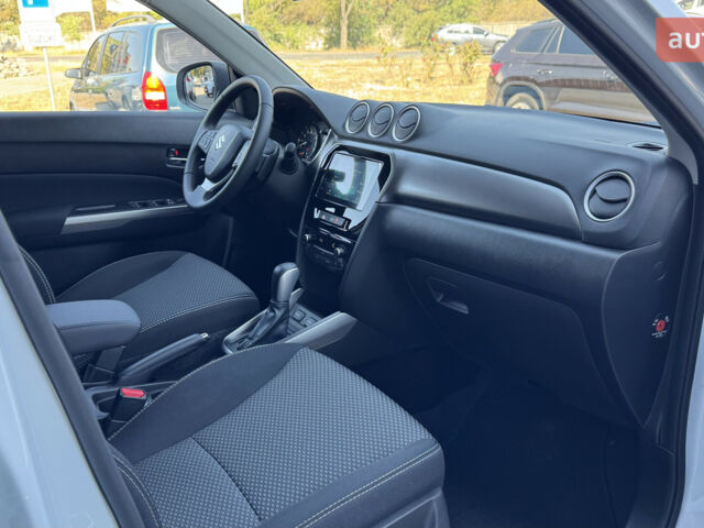 Сузуки Витара, объемом двигателя 1.37 л и пробегом 0 тыс. км за 25350 $, фото 24 на Automoto.ua