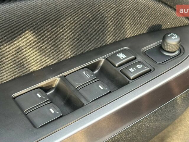 Сузукі Вітара 2025 у Харкові на Automoto.ua Сузукі Вітара, об'ємом двигуна 1.37 л та пробігом 0 тис. км за 24976 $, фото 23 на Automoto.ua