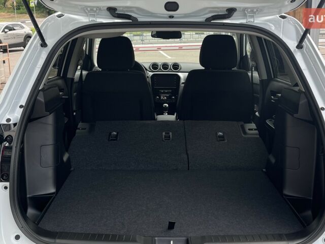 Сузукі Вітара, об'ємом двигуна 1.37 л та пробігом 0 тис. км за 24172 $, фото 25 на Automoto.ua