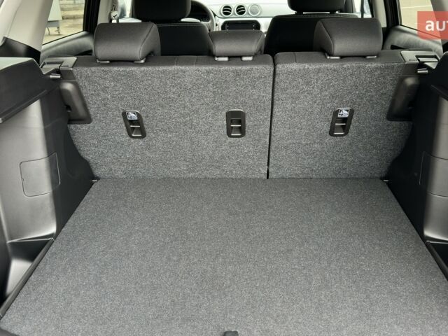 Сузукі Вітара, об'ємом двигуна 1.37 л та пробігом 0 тис. км за 25332 $, фото 55 на Automoto.ua