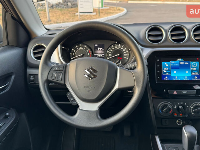 Сузуки Витара 2025 в Одессе на Automoto.ua Сузуки Витара, объемом двигателя 1.37 л и пробегом 0 тыс. км за 23507 $, фото 39 на Automoto.ua
