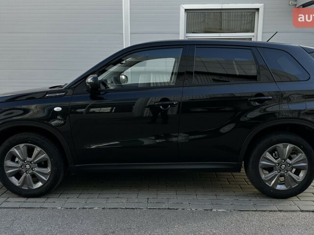 Сузуки Витара, объемом двигателя 1.37 л и пробегом 0 тыс. км за 24415 $, фото 3 на Automoto.ua