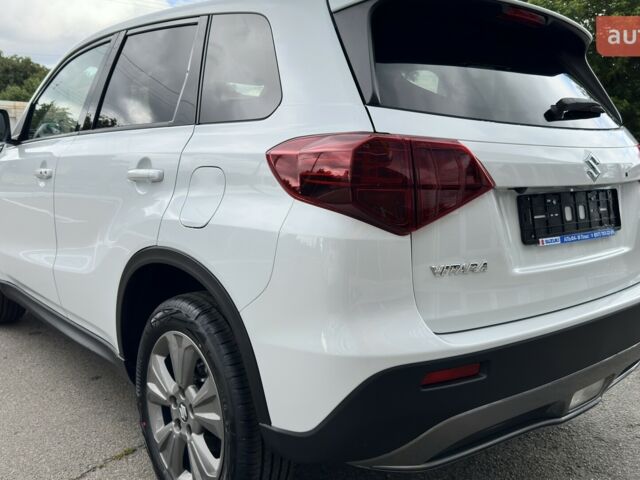 Сузуки Витара, объемом двигателя 1.37 л и пробегом 0 тыс. км за 25354 $, фото 5 на Automoto.ua