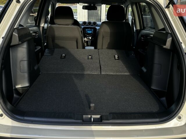 Сузуки Витара, объемом двигателя 1.37 л и пробегом 0 тыс. км за 25454 $, фото 32 на Automoto.ua