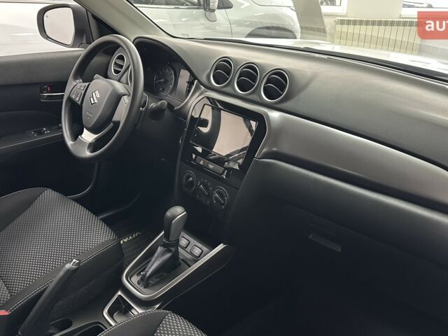 Сузуки Витара, объемом двигателя 1.37 л и пробегом 0 тыс. км за 23122 $, фото 14 на Automoto.ua