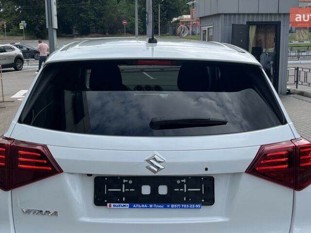 Сузуки Витара, объемом двигателя 1.37 л и пробегом 0 тыс. км за 22583 $, фото 5 на Automoto.ua