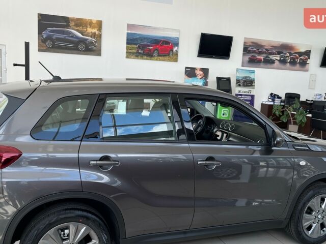 Сузуки Витара, объемом двигателя 1.37 л и пробегом 0 тыс. км за 25287 $, фото 5 на Automoto.ua