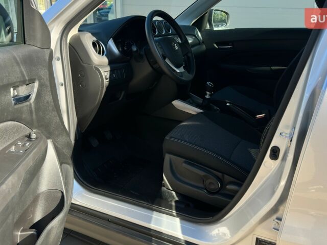 Сузуки Витара, объемом двигателя 1.37 л и пробегом 0 тыс. км за 22708 $, фото 14 на Automoto.ua