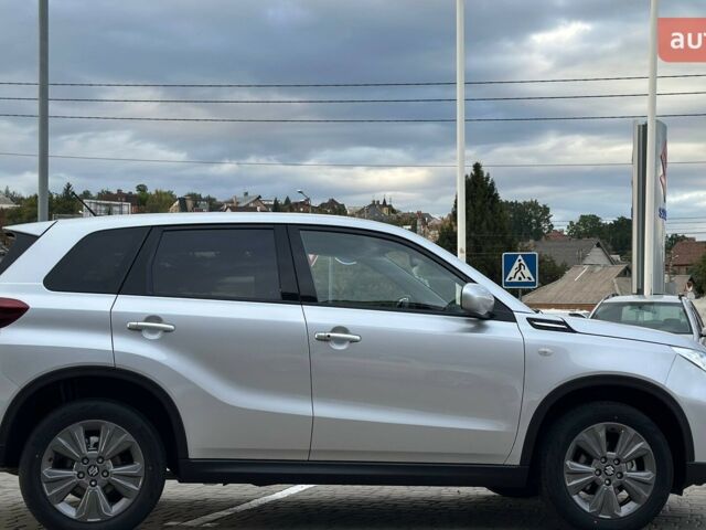 Сузукі Вітара 2025 у Харкові на Automoto.ua Сузукі Вітара, об'ємом двигуна 1.37 л та пробігом 0 тис. км за 24976 $, фото 12 на Automoto.ua