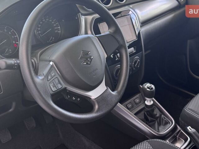 Сузуки Витара, объемом двигателя 1.37 л и пробегом 0 тыс. км за 22572 $, фото 6 на Automoto.ua