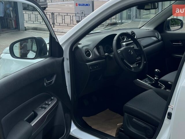 Сузуки Витара, объемом двигателя 1.37 л и пробегом 0 тыс. км за 22583 $, фото 6 на Automoto.ua