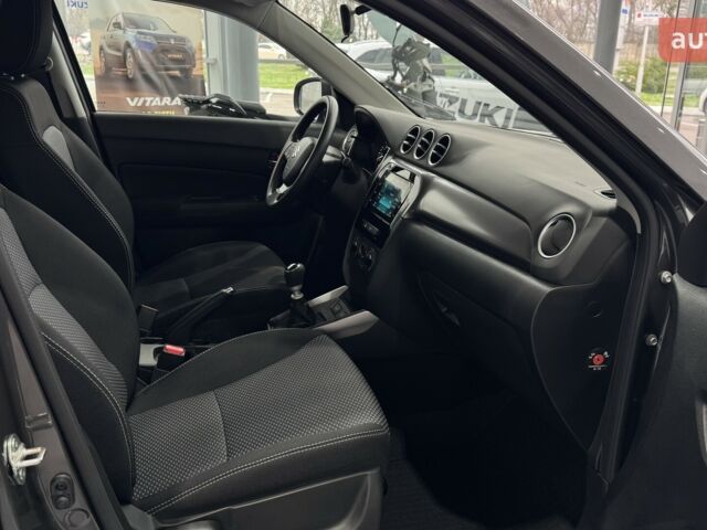 Сузуки Витара, объемом двигателя 1.37 л и пробегом 0 тыс. км за 21299 $, фото 52 на Automoto.ua