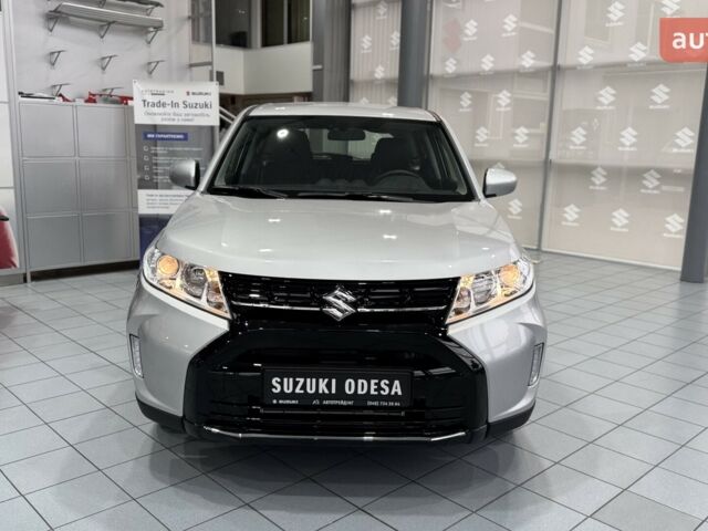 Сузуки Витара, объемом двигателя 1.37 л и пробегом 0 тыс. км за 23644 $, фото 3 на Automoto.ua