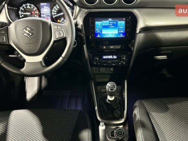 Сузуки Витара, объемом двигателя 1.37 л и пробегом 0 тыс. км за 25354 $, фото 11 на Automoto.ua