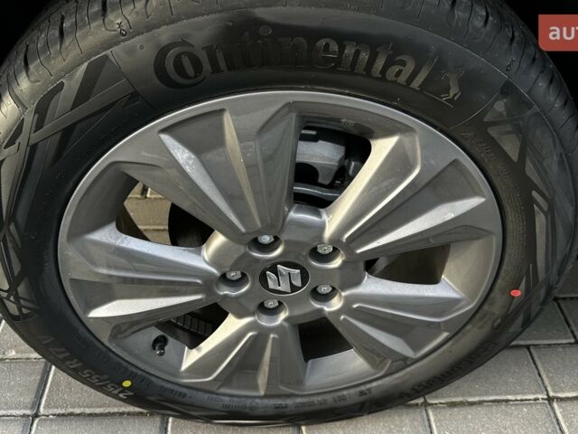 Сузуки Витара, объемом двигателя 1.37 л и пробегом 0 тыс. км за 25454 $, фото 35 на Automoto.ua