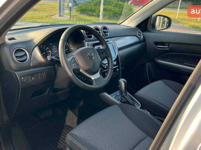 Сузукі Вітара, об'ємом двигуна 1.37 л та пробігом 0 тис. км за 25350 $, фото 26 на Automoto.ua