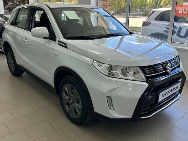 Сузуки Витара, объемом двигателя 1.37 л и пробегом 0 тыс. км за 23478 $, фото 2 на Automoto.ua