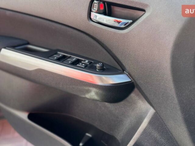 купити нове авто Сузукі Вітара 2025 року від офіційного дилера Suzuki МОТОРКОМ+ Сузукі фото