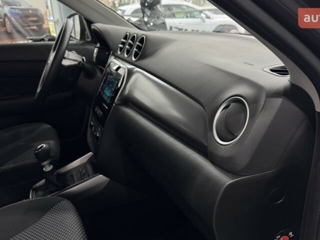 Сузуки Витара, объемом двигателя 1.37 л и пробегом 0 тыс. км за 21299 $, фото 66 на Automoto.ua