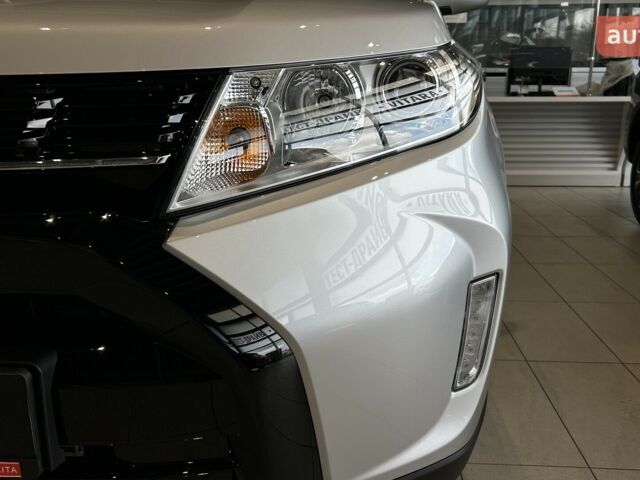 Сузуки Витара, объемом двигателя 1.37 л и пробегом 0 тыс. км за 24333 $, фото 2 на Automoto.ua