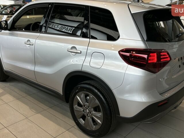 Сузуки Витара, объемом двигателя 1.37 л и пробегом 0 тыс. км за 24333 $, фото 4 на Automoto.ua