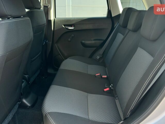 Сузуки Витара, объемом двигателя 1.37 л и пробегом 0 тыс. км за 22708 $, фото 15 на Automoto.ua