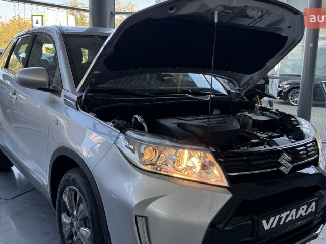купить новое авто Сузуки Витара 2025 года от официального дилера Автоцентр AUTO.RIA Сузуки фото