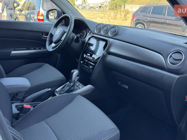 Сузуки Витара, объемом двигателя 1.37 л и пробегом 0 тыс. км за 25350 $, фото 25 на Automoto.ua