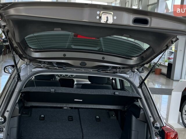 Сузуки Витара, объемом двигателя 1.37 л и пробегом 0 тыс. км за 25287 $, фото 21 на Automoto.ua