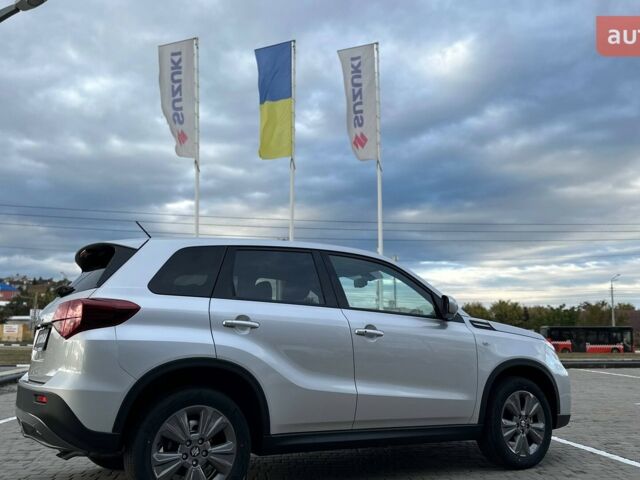 Сузукі Вітара 2025 у Харкові на Automoto.ua Сузукі Вітара, об'ємом двигуна 1.37 л та пробігом 0 тис. км за 24976 $, фото 1 на Automoto.ua