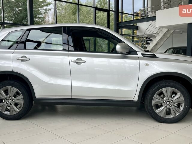 Сузуки Витара, объемом двигателя 1.37 л и пробегом 0 тыс. км за 24917 $, фото 3 на Automoto.ua